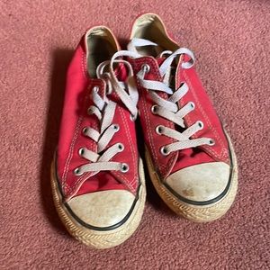 Kids converse